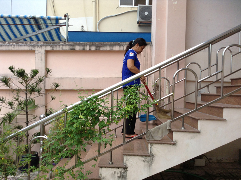 Vệ sinh trường đại học Chu Văn An