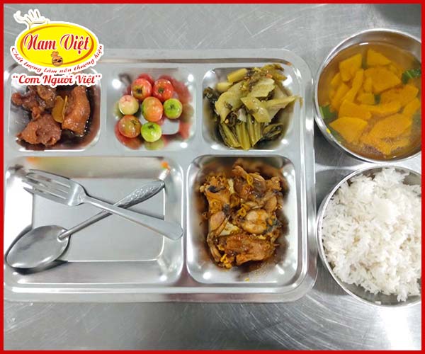 Vịt kho gừng, ếch rim sả ớt