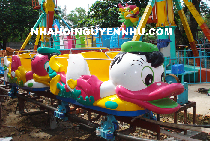 Vịt donal lượn ray