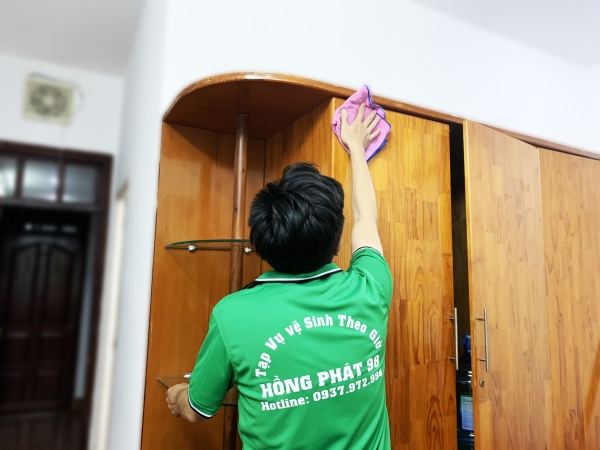 Dịch vụ vệ sinh công nghiệp