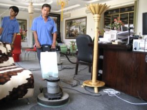 Vệ sinh thảm văn phòng