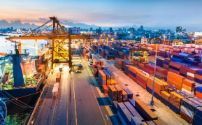 Vận tải bằng xe container
