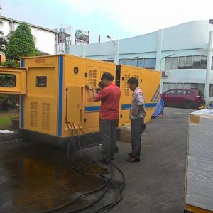 Máy phát điện lắp ráp