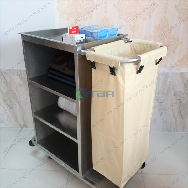 Xe đẩy làm vệ sinh