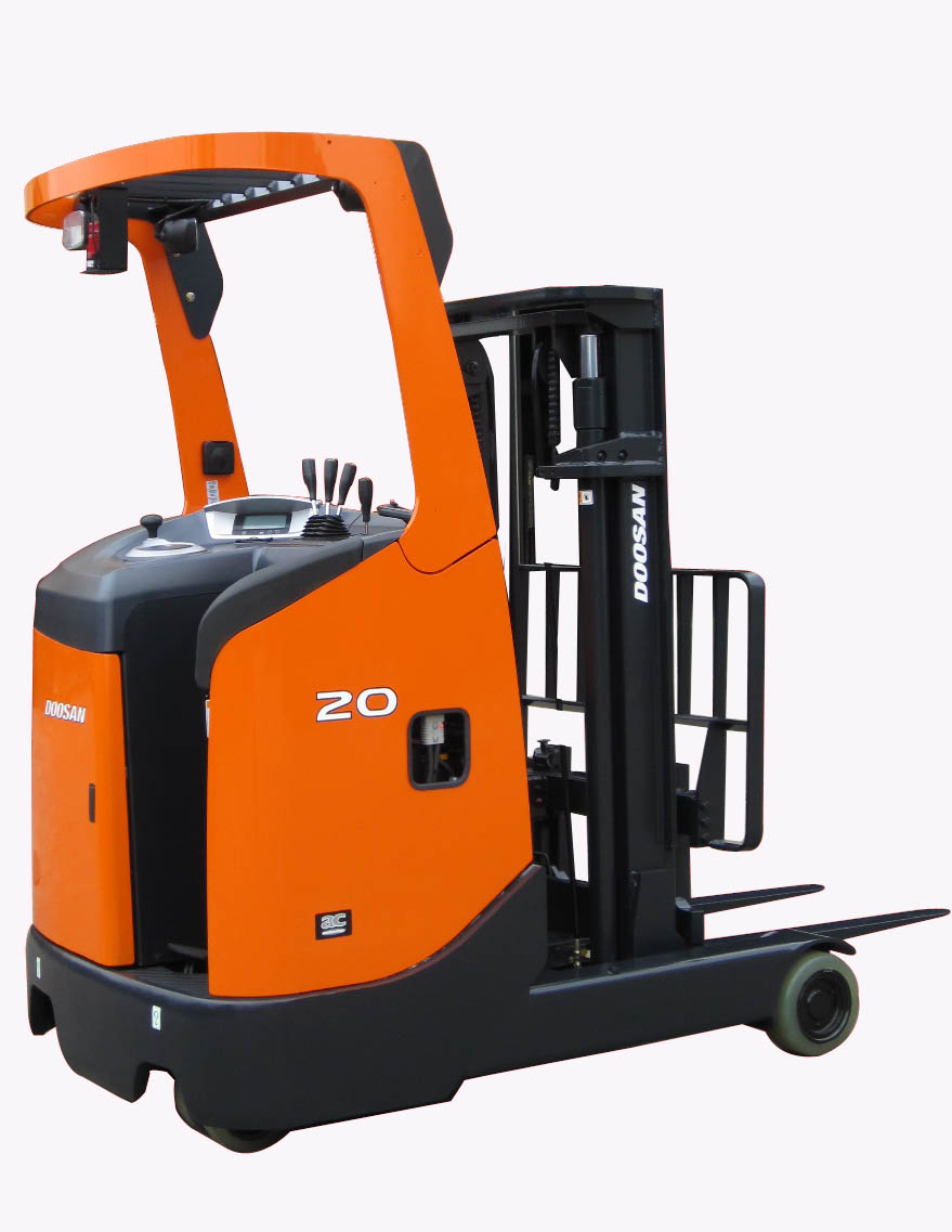 Xe nâng điện đứng Doosan