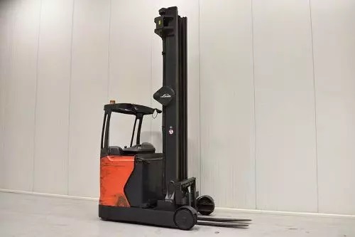 Xe nâng Reachtruck cũ