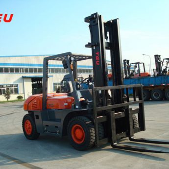 Xe nâng 7 tấn