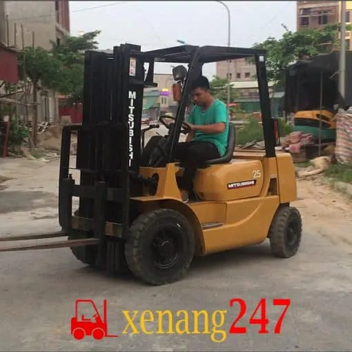 Xe nâng cũ Mitsubishi 2,5 tấn