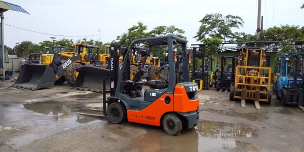 Xe nâng dầu Toyota 1.5 tấn 8FD15