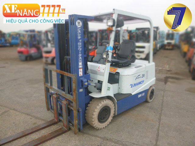 Xe nâng điện ngồi lái Nichiyu