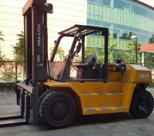 Xe nâng hàng cũ Komatsu 15 tấn model FD150F-5
