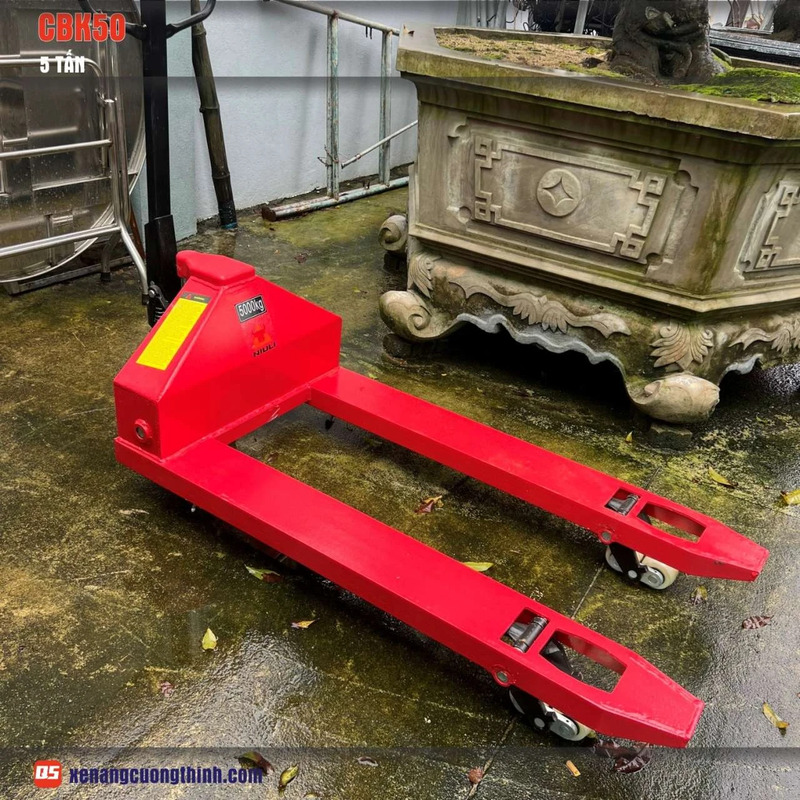 Xe nâng tay 5 tấn