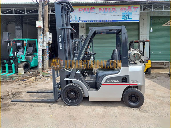 Xe nâng xăng - gas Nissan EBT-P1F2