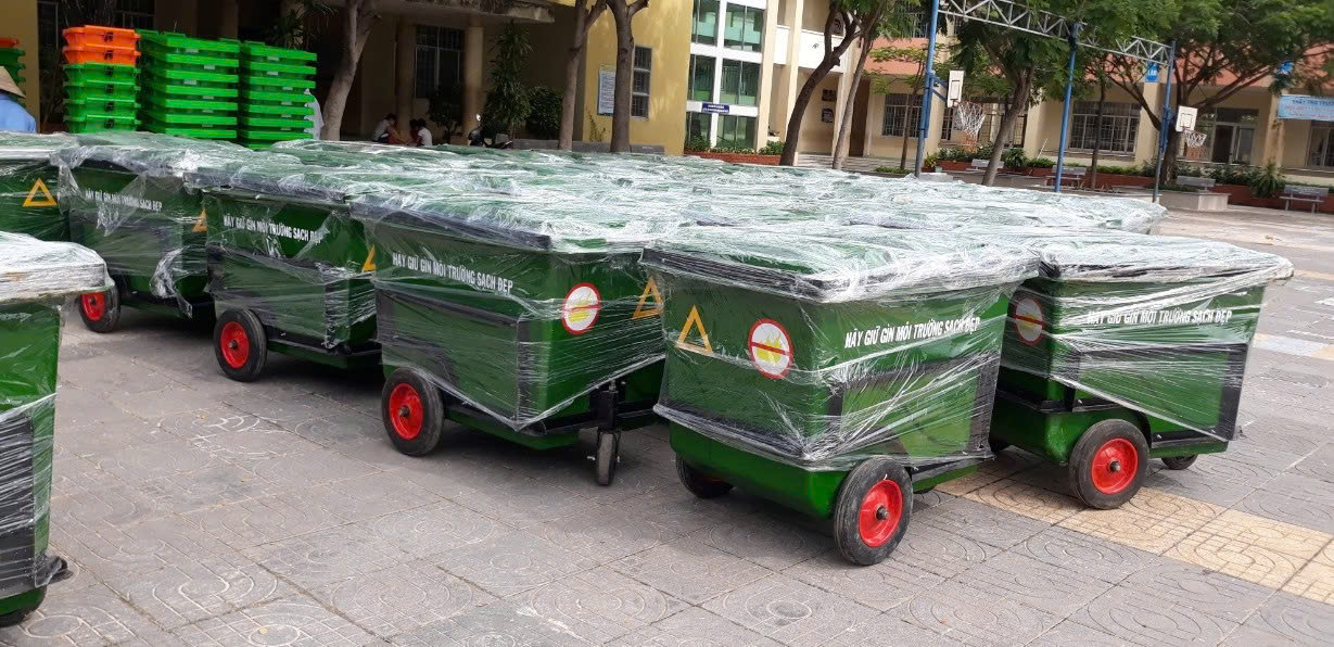 Xe rác composite