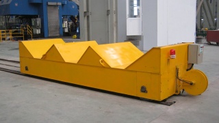 Xe rùa chở cuộn Tole