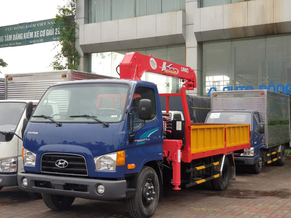 Xe tải cẩu