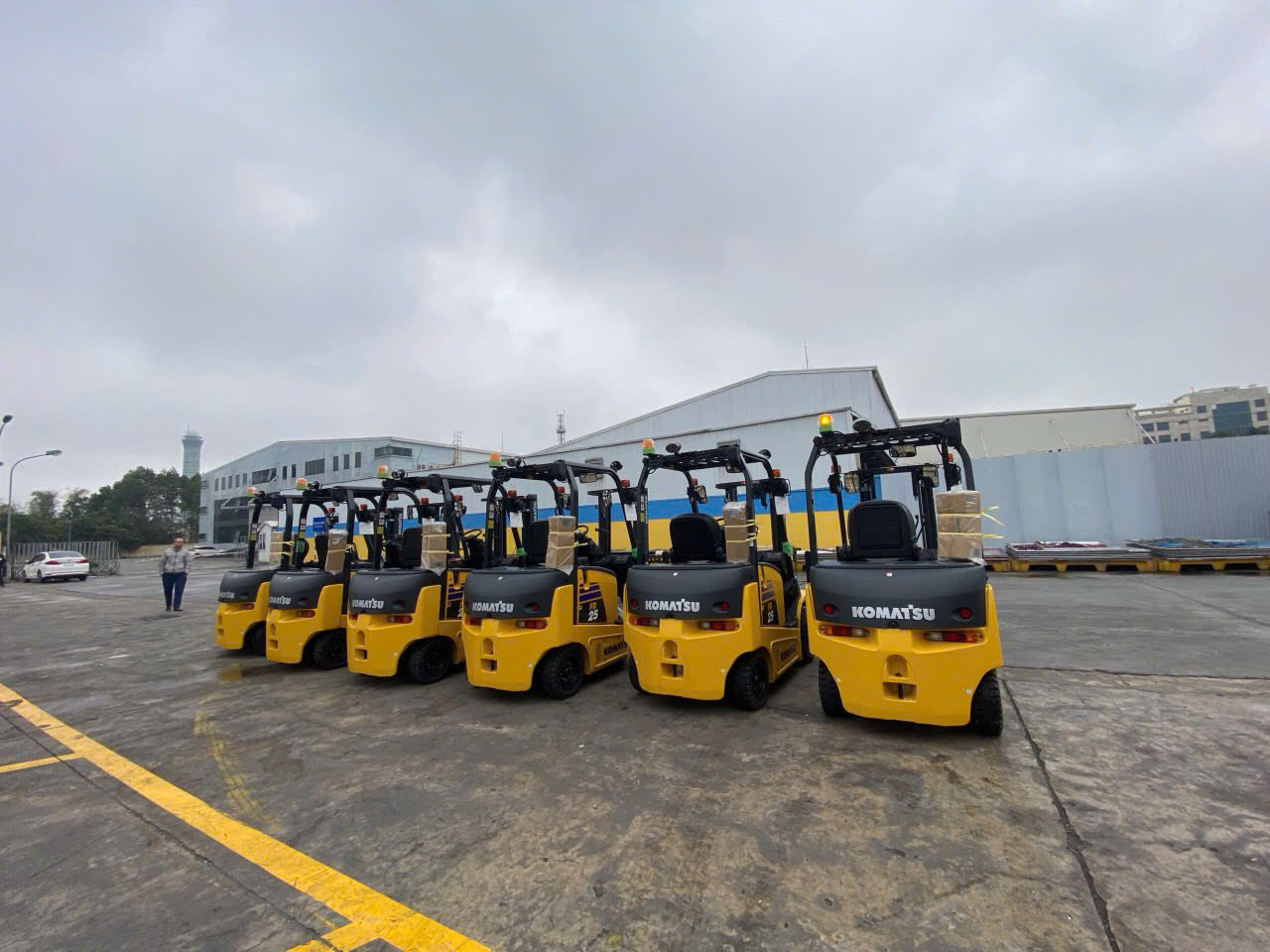 Xe nâng hàng Komatsu