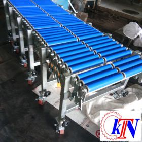 Băng tải xếp con lăn nhựa