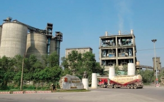 Nhà máy xi măng Vissai