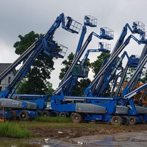 Xe nâng người