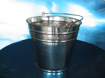 Xô dựng nước inox