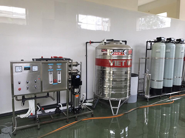 Hệ thống xử lý nước tinh khiết đóng bình