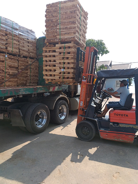 Xuất hàng cho đối tác