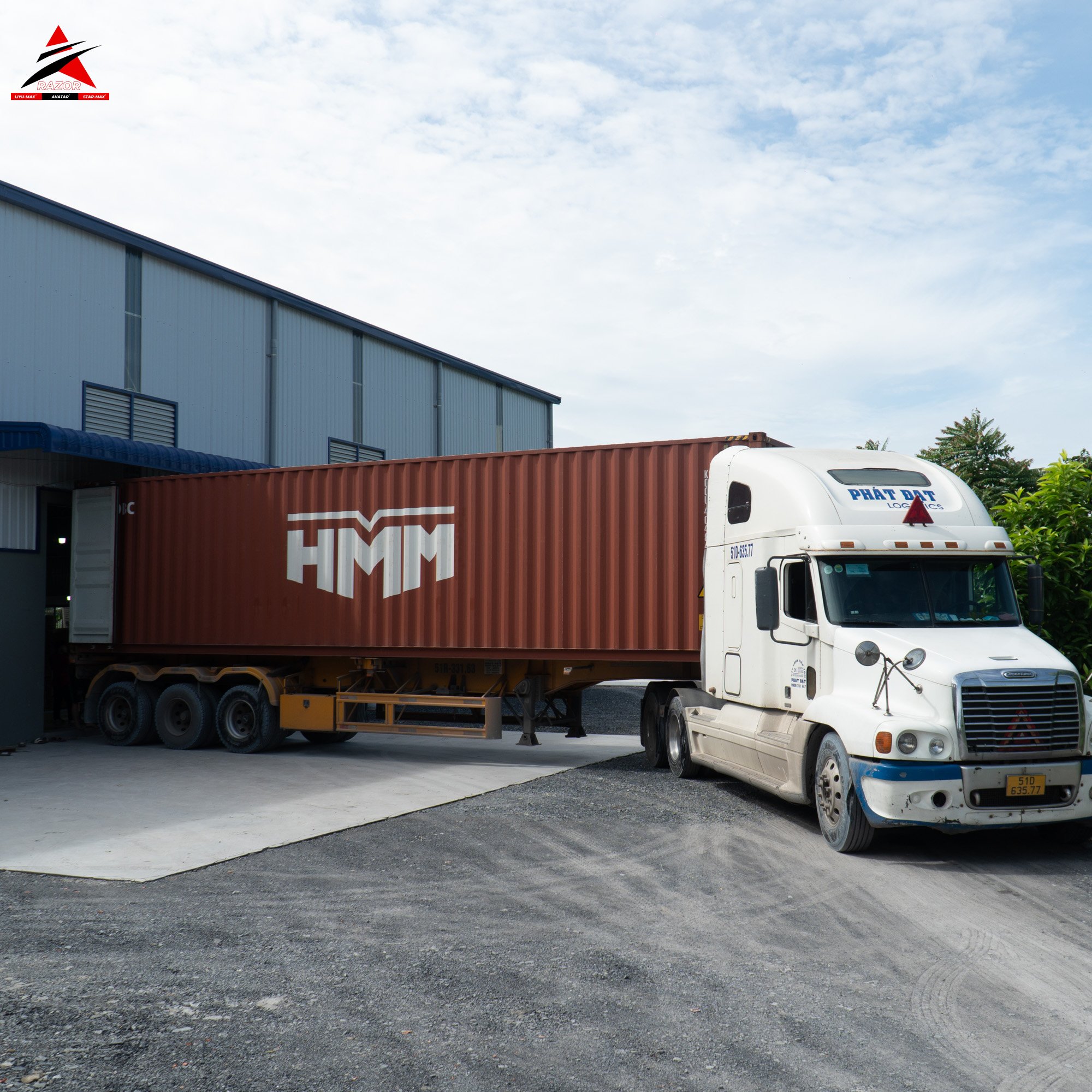Xuất nhập khẩu sản phẩm