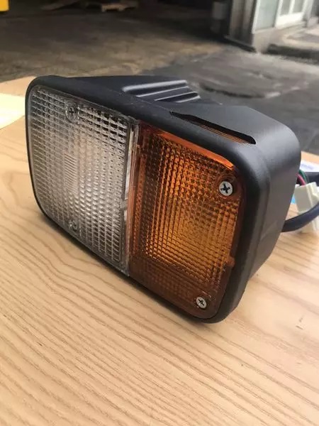 Cụm đèn pha RH xe nâng
