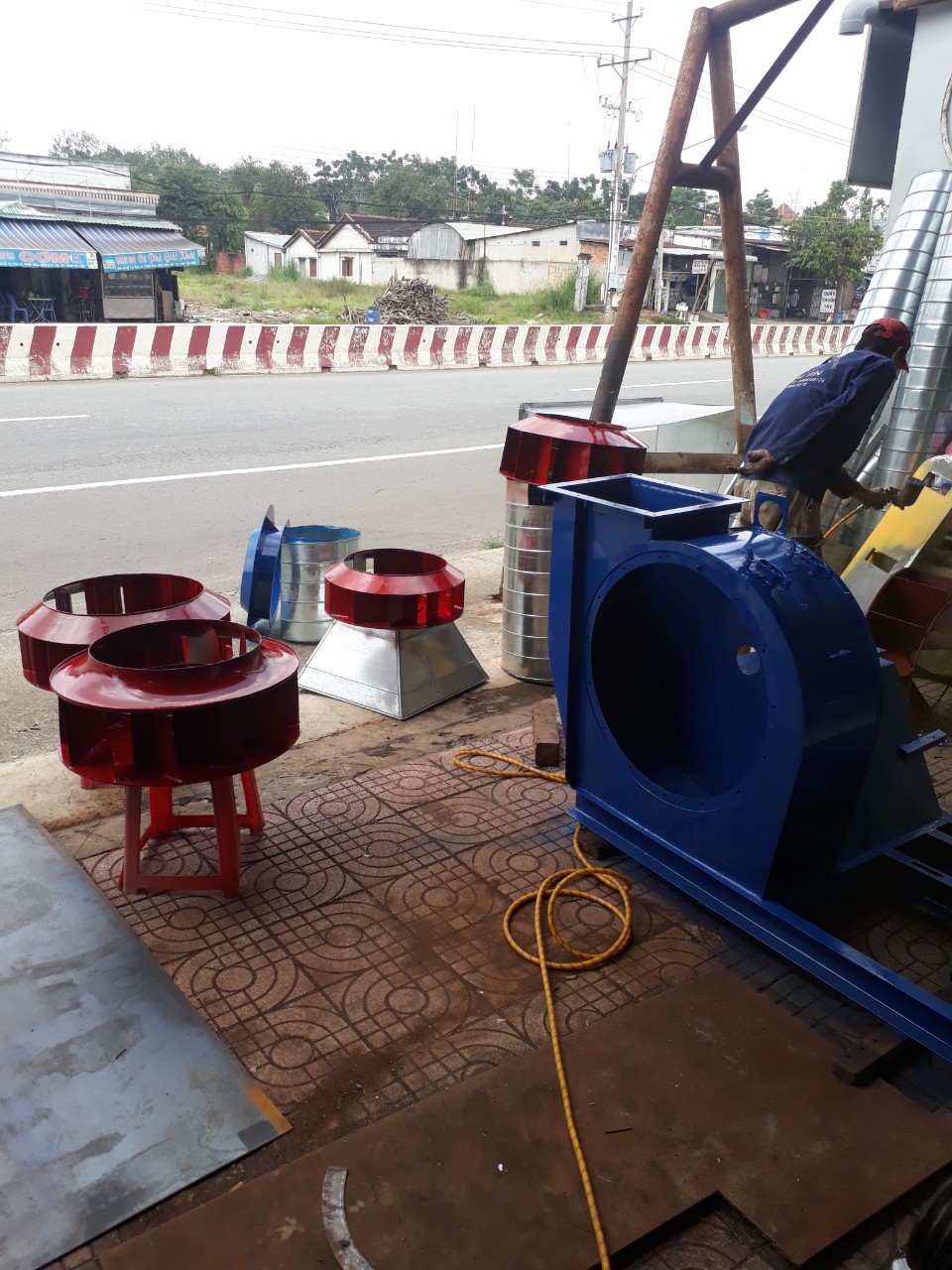 Xưởng sản xuất, chế tạo