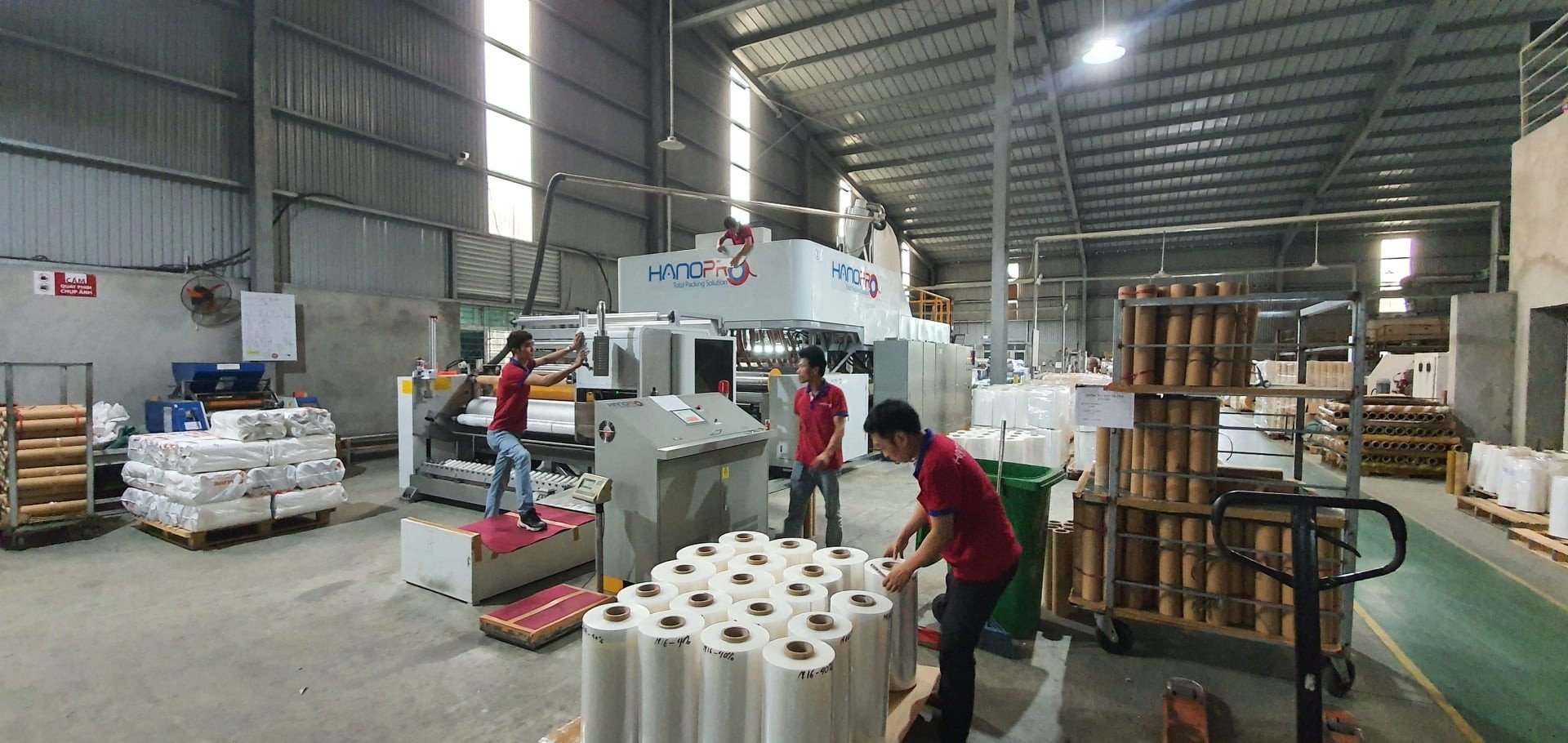 Xưởng sản phẩm