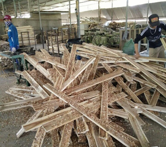 Gia công cưa, xẻ gỗ