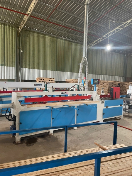 Xưởng ván ghép