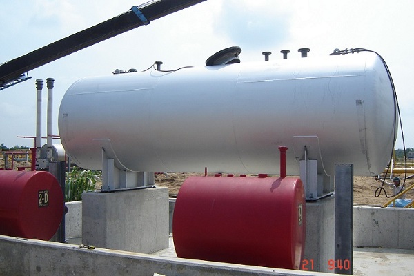 Đường ống, bồn bể chịu áp