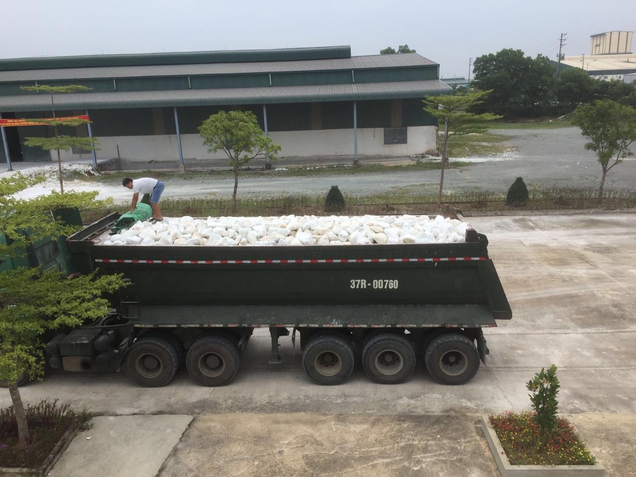 Quy trình nhập đá nguyên liệu