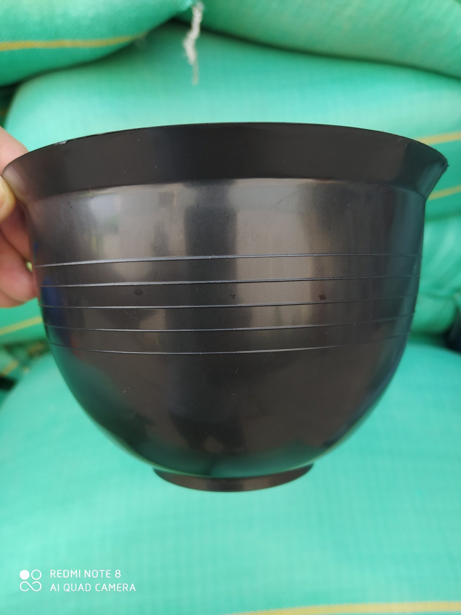Chén hứng mủ 1,5 lít