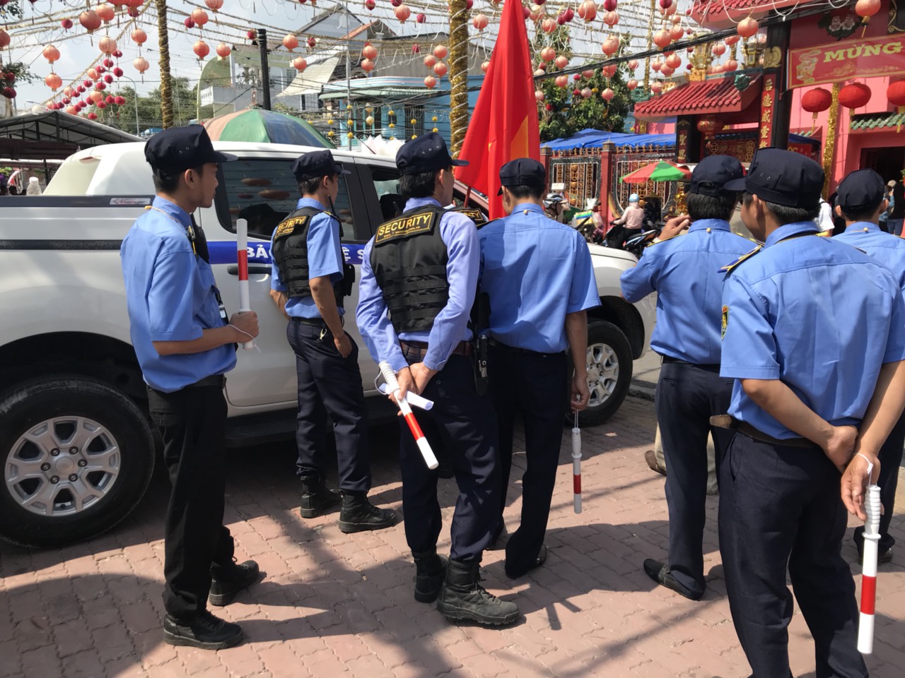 Dịch vụ bảo vệ