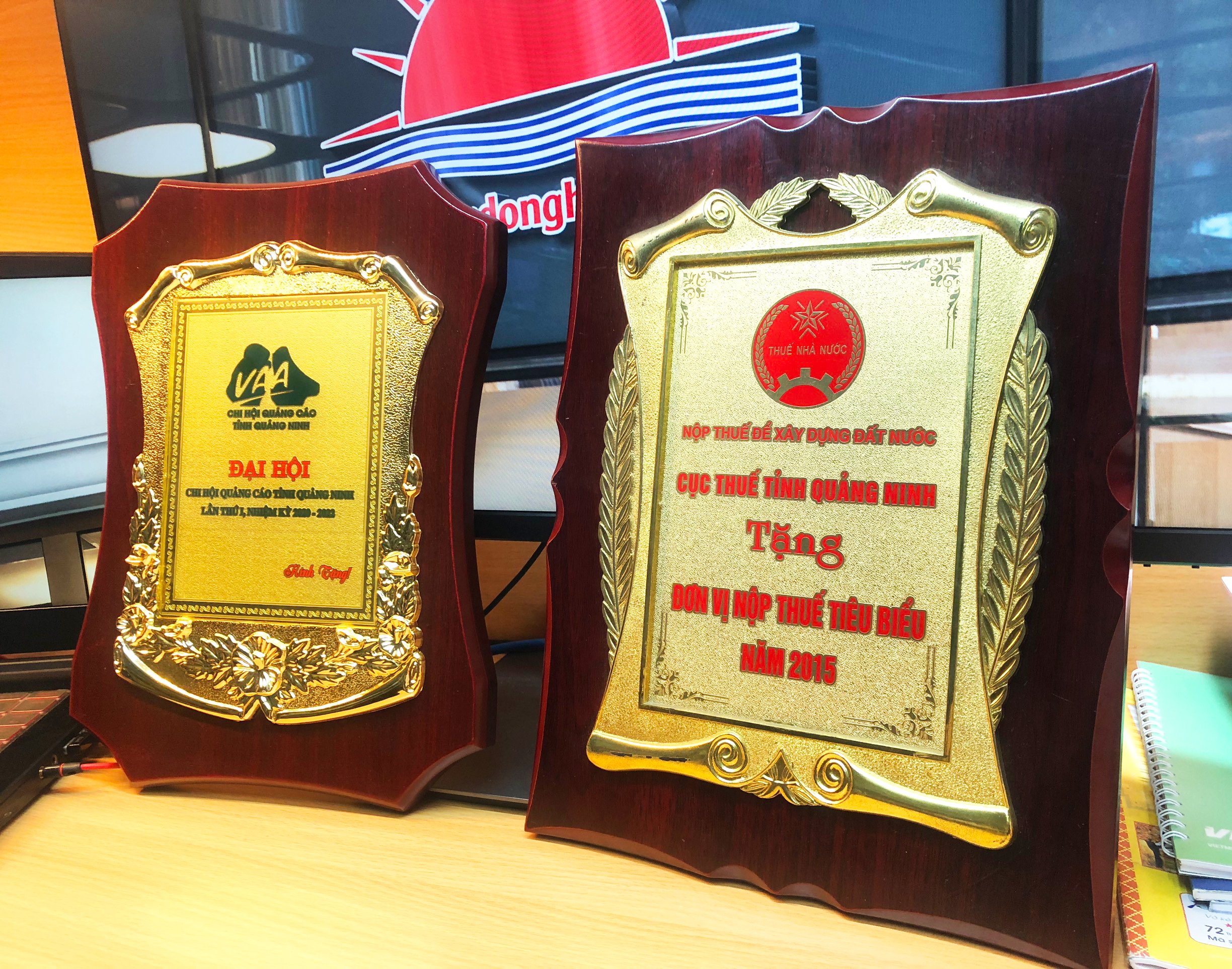 Qùa tặng lưu niệm