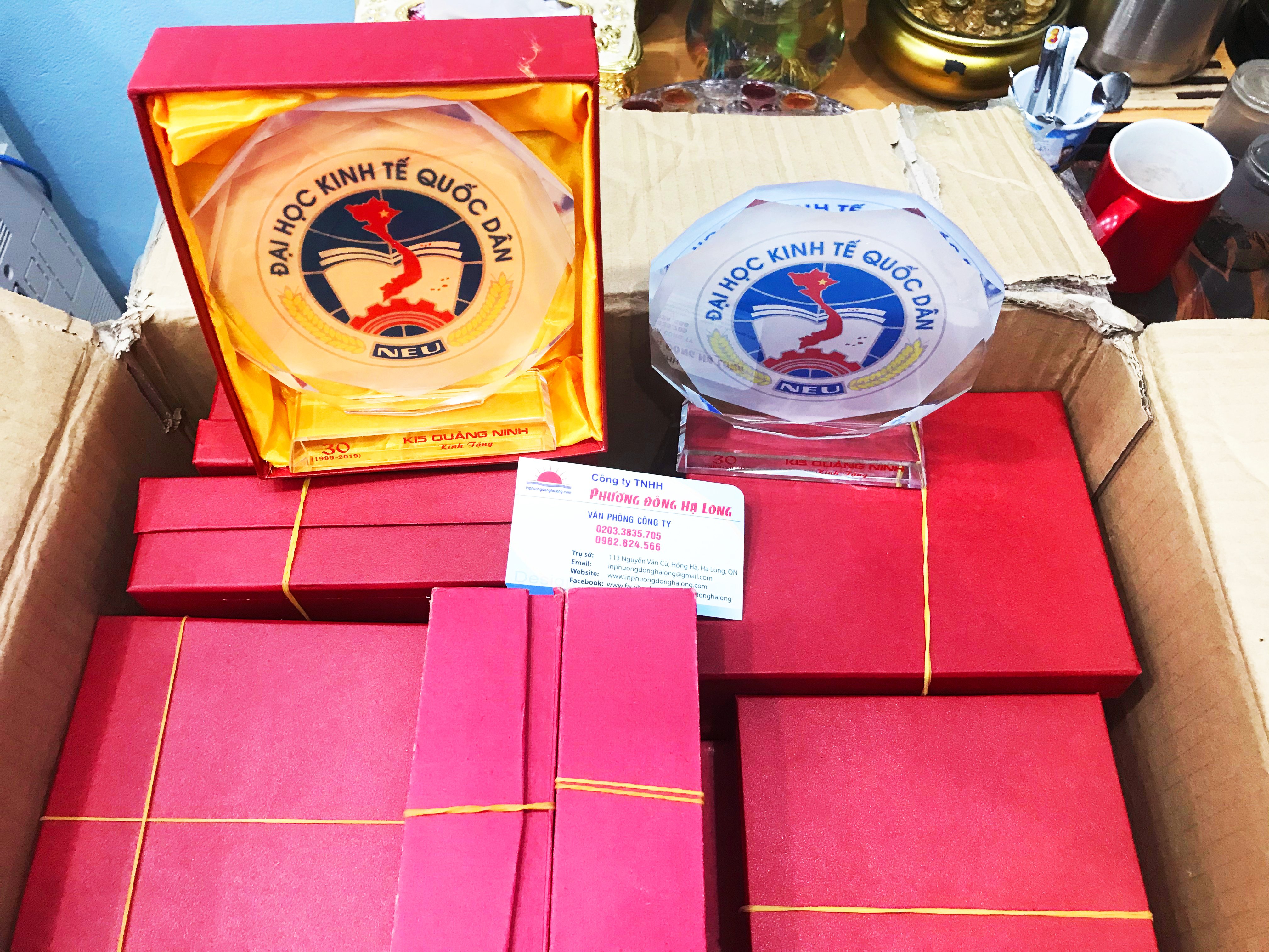 Qùa tặng lưu niệm
