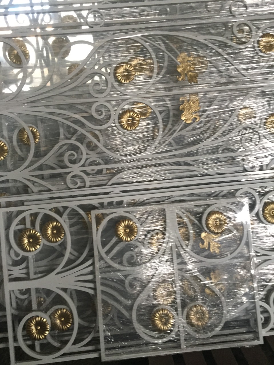 Sơn tĩnh điện hàng rào, lan can