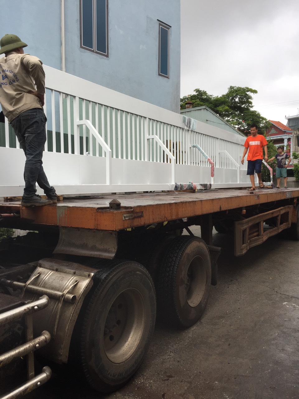 Sơn tĩnh điện hàng rào, lan can