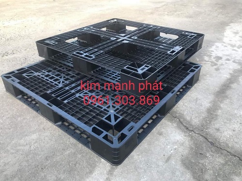 Pallet nhựa