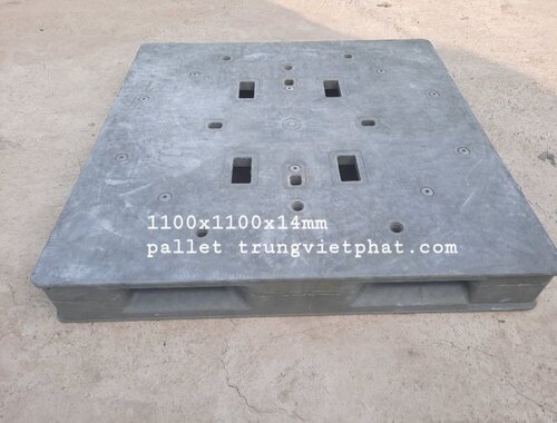 Pallet nhựa kín