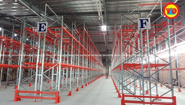Kệ Chứa Hàng Mạ Kẽm
