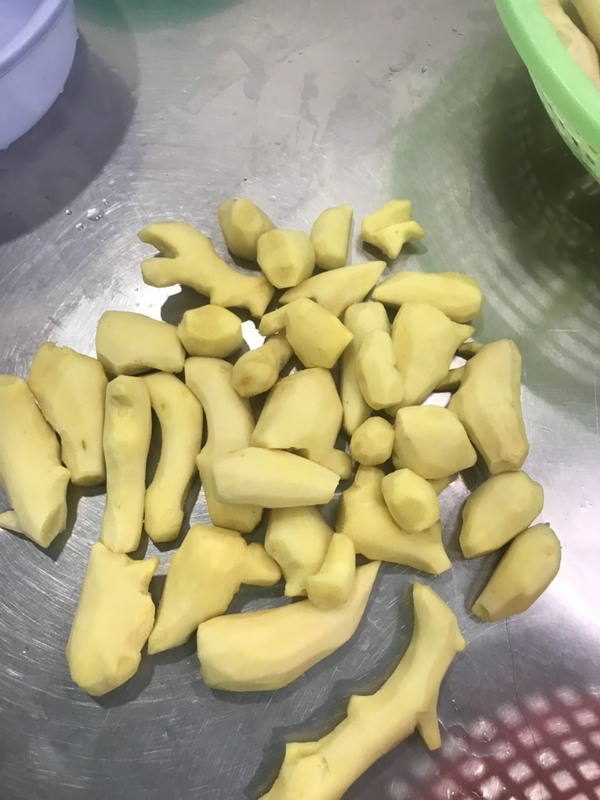 Gừng gọt vỏ