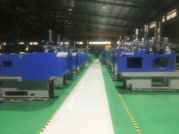 Máy ép nhựa Nhật Bản