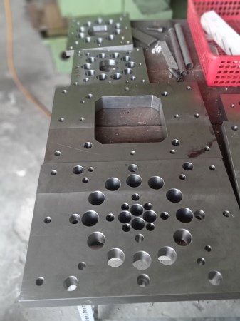 Gia công jig