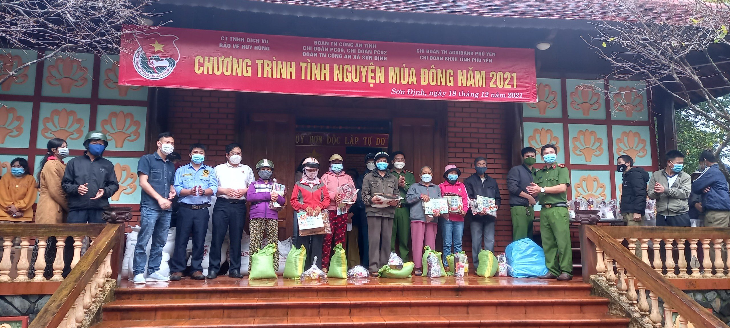 Hoạt động từ thiện