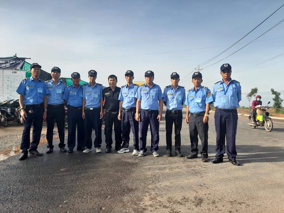 Bảo vệ công ty, kho bãi