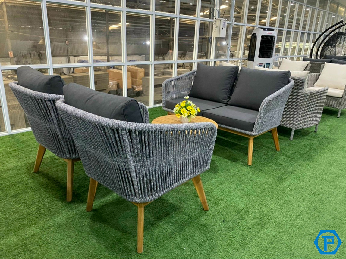 Sofa mây nhựa ngoài trời